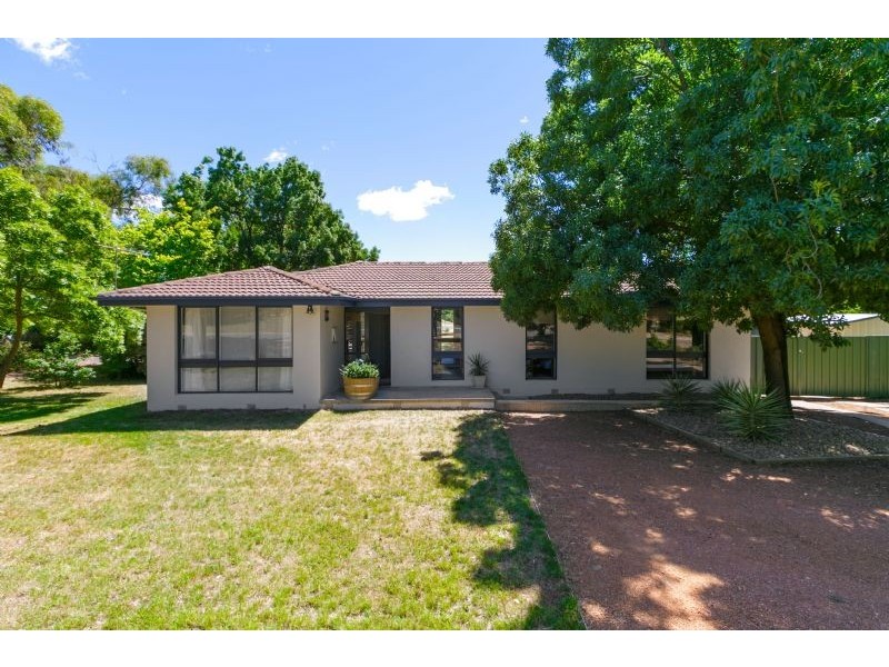 9 Davidson Street, Higgins ACT 2615