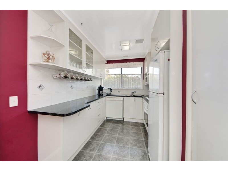 2 Rumker Place, Charnwood ACT 2615
