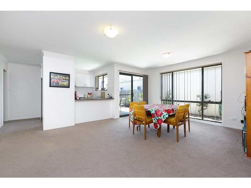 11 Bryan Hudson Street, Macgregor ACT 2615