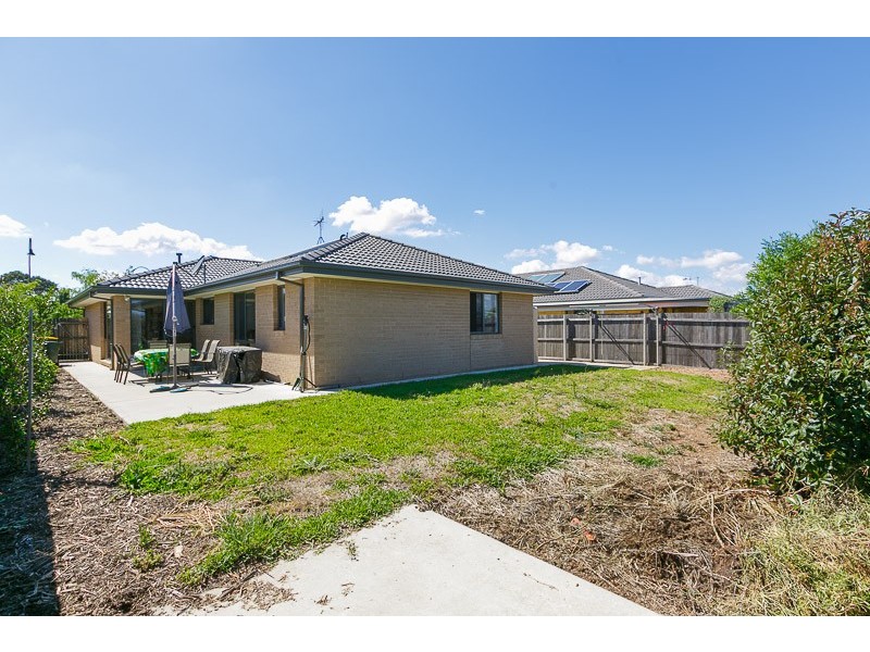 11 Bryan Hudson Street, Macgregor ACT 2615