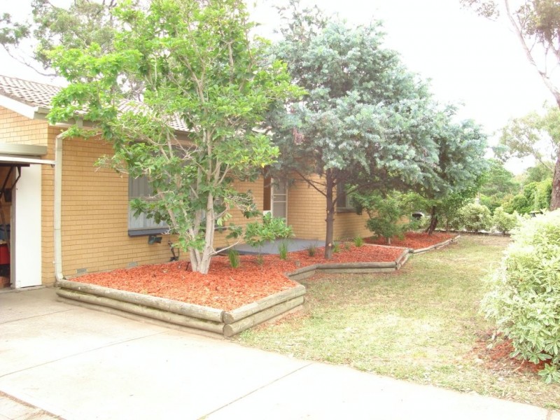 104 Chuculba Crescent, Giralang ACT 2617