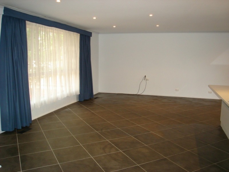 104 Chuculba Crescent, Giralang ACT 2617