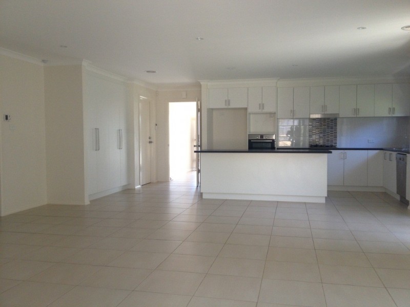40 Dagmar Berne Street, Macgregor ACT 2615