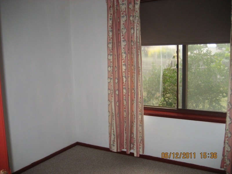12 Landale Place, Charnwood ACT 2615