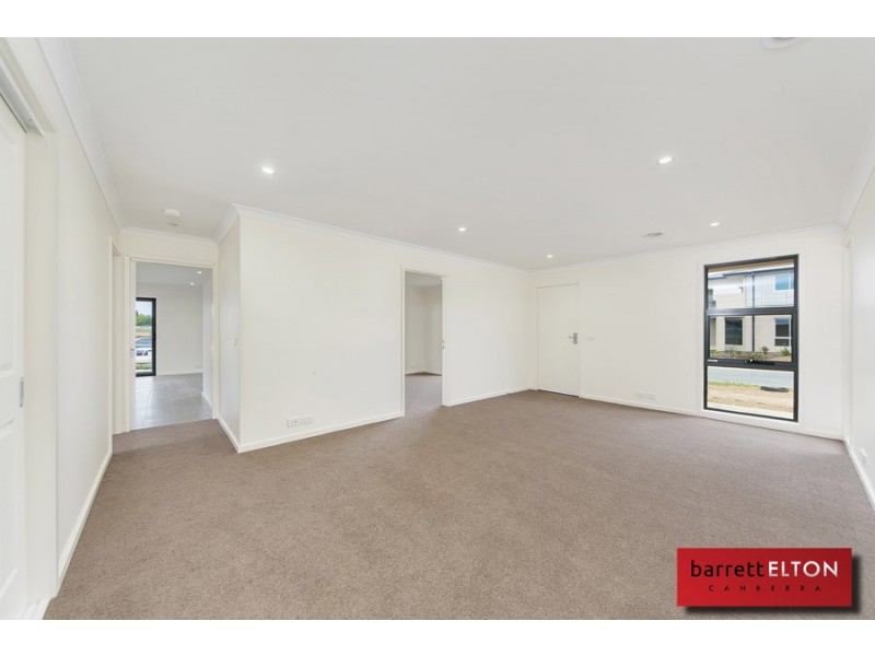 2 Smorgon Street, Forde ACT 2914