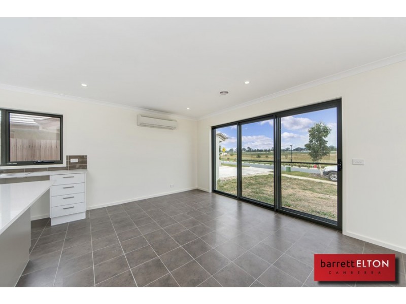 2 Smorgon Street, Forde ACT 2914