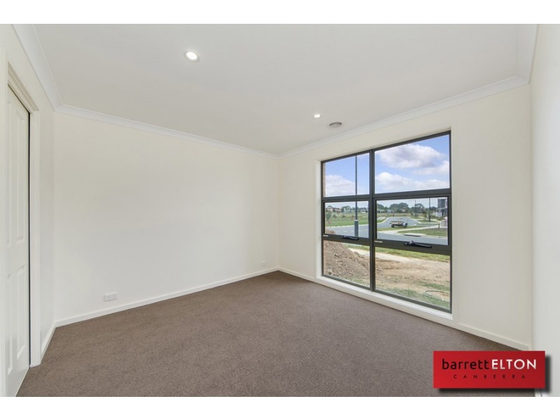 2 Smorgon Street, Forde ACT 2914