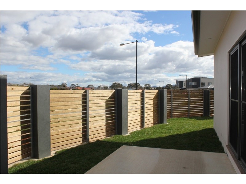 2 Smorgon Street, Forde ACT 2914