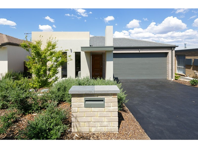 14 Arndt Street, Forde ACT 2914