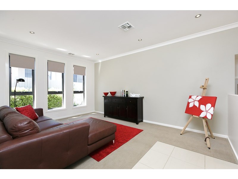 14 Arndt Street, Forde ACT 2914