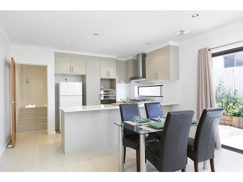 14 Arndt Street, Forde ACT 2914