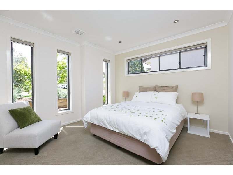 14 Arndt Street, Forde ACT 2914