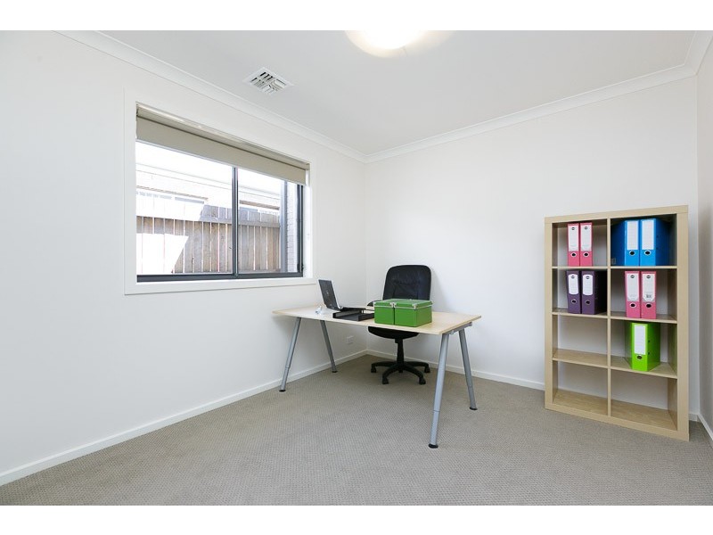 14 Arndt Street, Forde ACT 2914