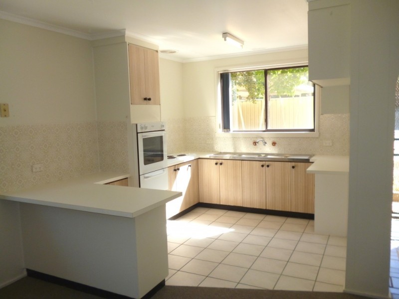 6 Warby Place, Charnwood ACT 2615