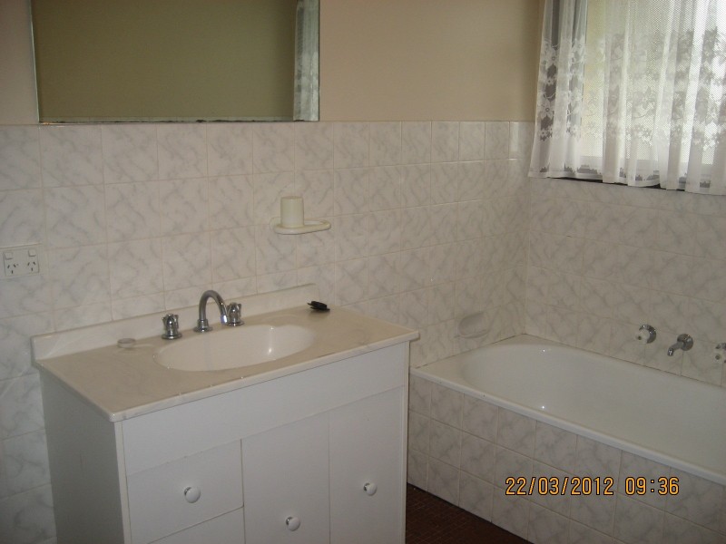 10 Horne Place, Latham ACT 2615