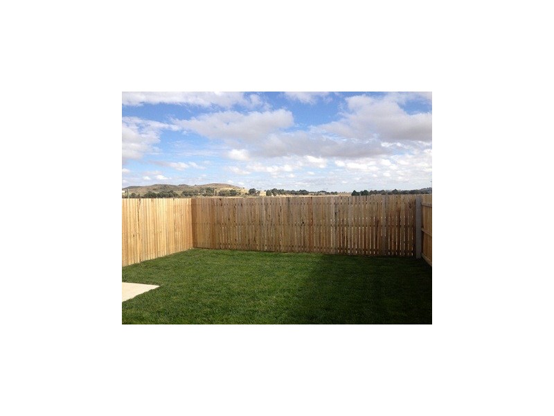 42 Isbister Street, Macgregor ACT 2615