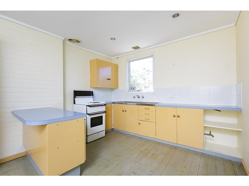 24 Yambina Crescent, Waramanga ACT 2611