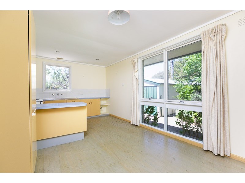 24 Yambina Crescent, Waramanga ACT 2611