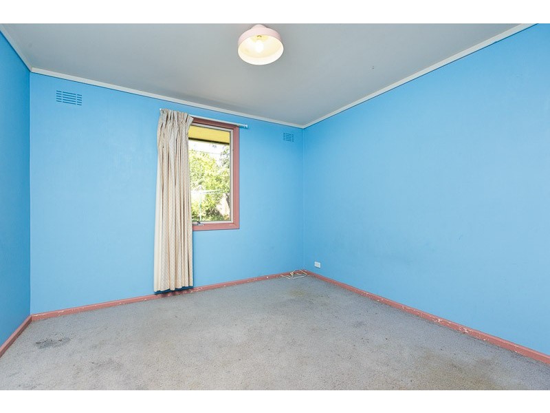 24 Yambina Crescent, Waramanga ACT 2611