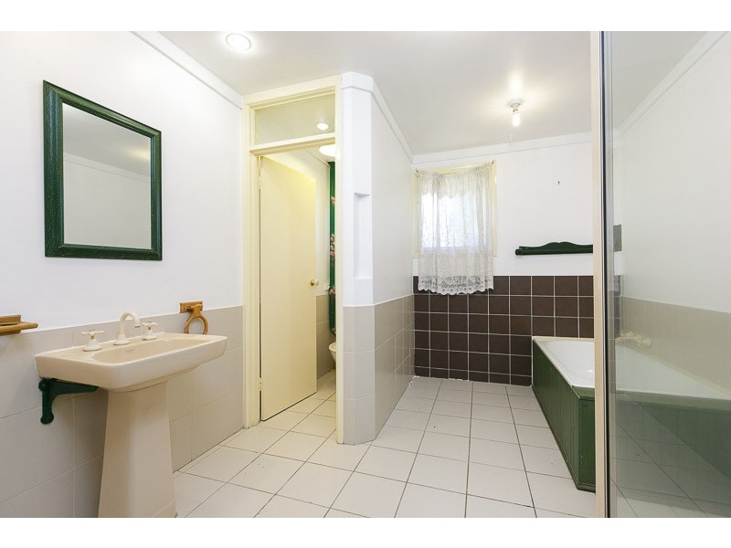 24 Yambina Crescent, Waramanga ACT 2611