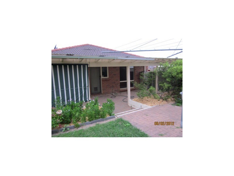 9 Thornhill Street, Dunlop ACT 2615