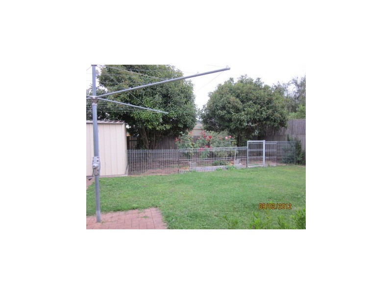 9 Thornhill Street, Dunlop ACT 2615