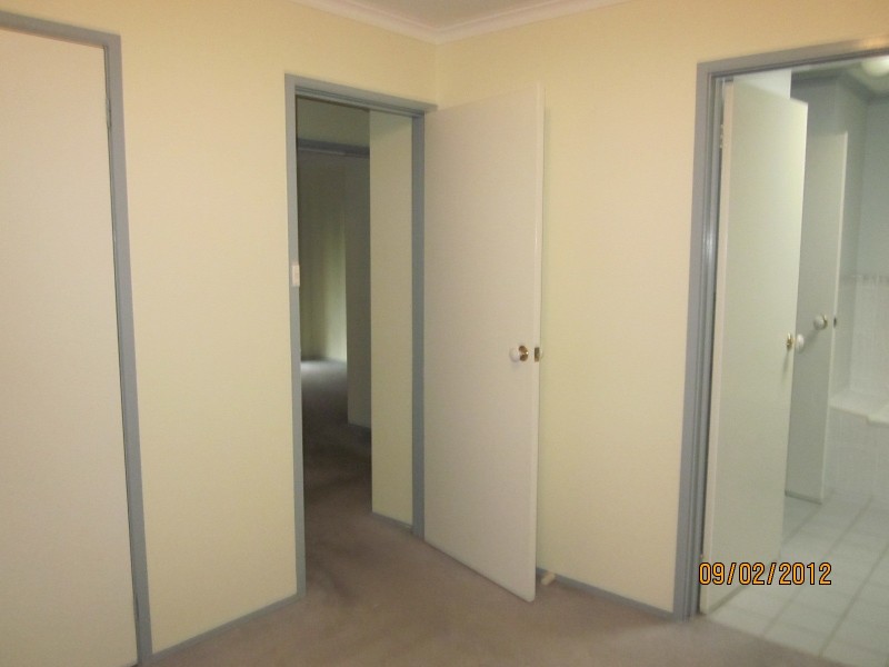 9 Thornhill Street, Dunlop ACT 2615