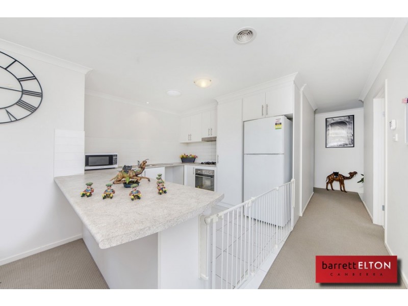 92 Hollows Circuit, Macgregor ACT 2615