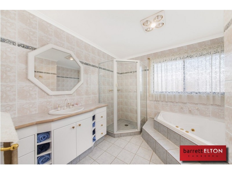 10 Tarrant Crescent, Dunlop ACT 2615
