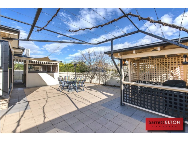 10 Tarrant Crescent, Dunlop ACT 2615