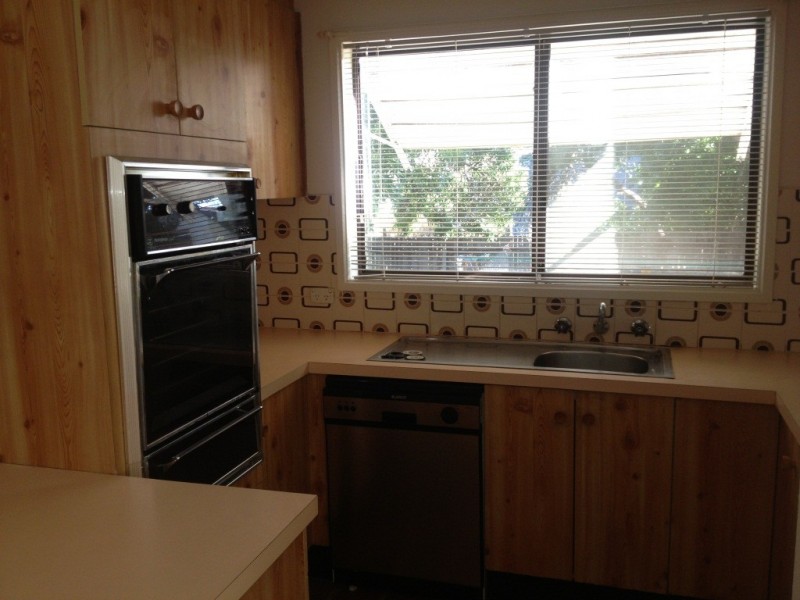 8 Yabsley Place, Charnwood ACT 2615