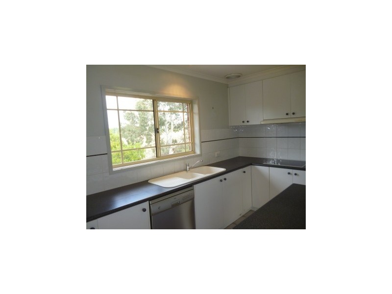 5 Maray Place, Ngunnawal ACT 2913