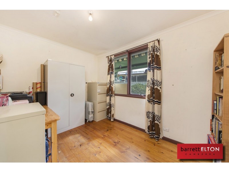 26 Hirschfeld Crescent, Macgregor ACT 2615