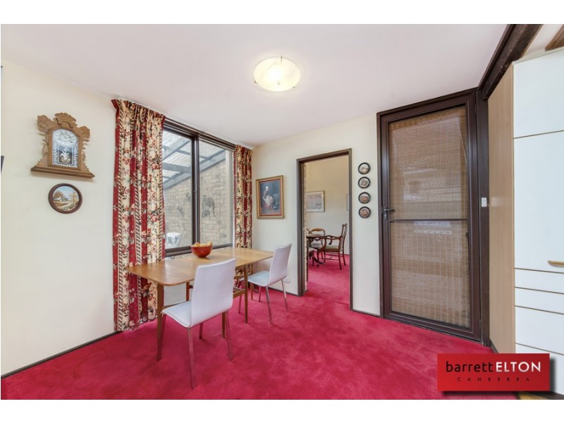 14 Solomon Crescent, Latham ACT 2615