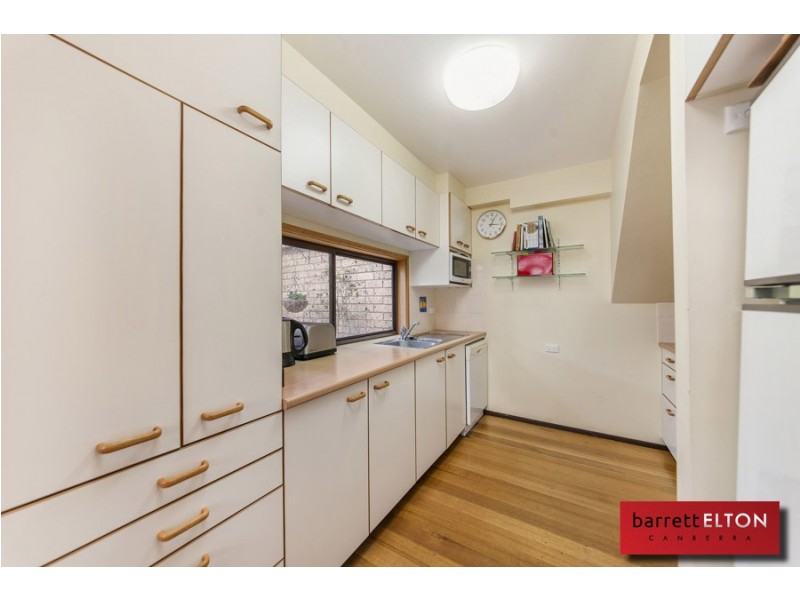 14 Solomon Crescent, Latham ACT 2615