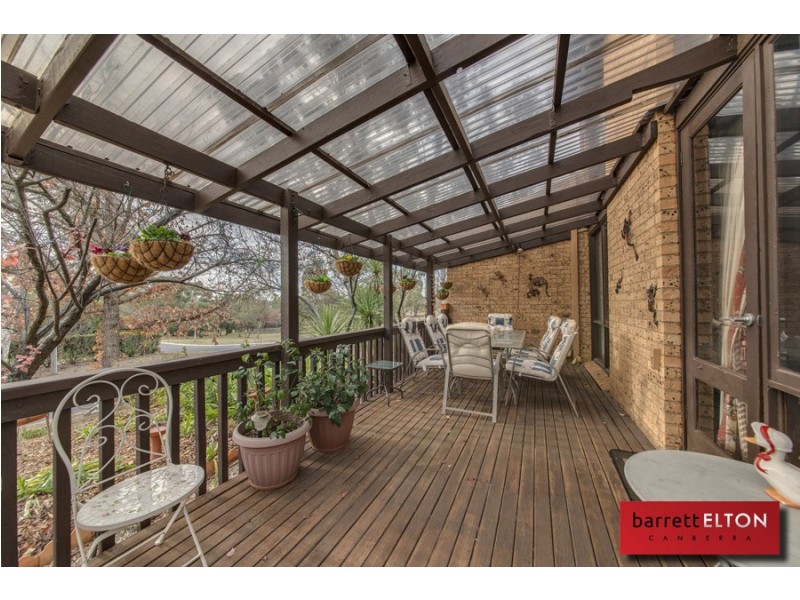 14 Solomon Crescent, Latham ACT 2615