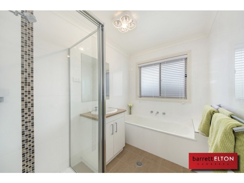 2 Rubeo Street, Forde ACT 2914