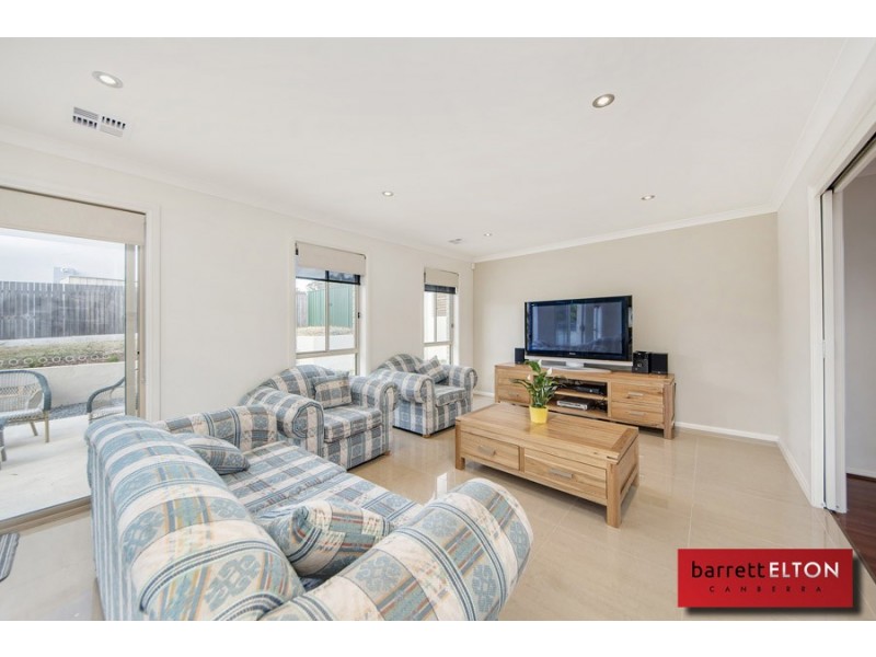 2 Rubeo Street, Forde ACT 2914