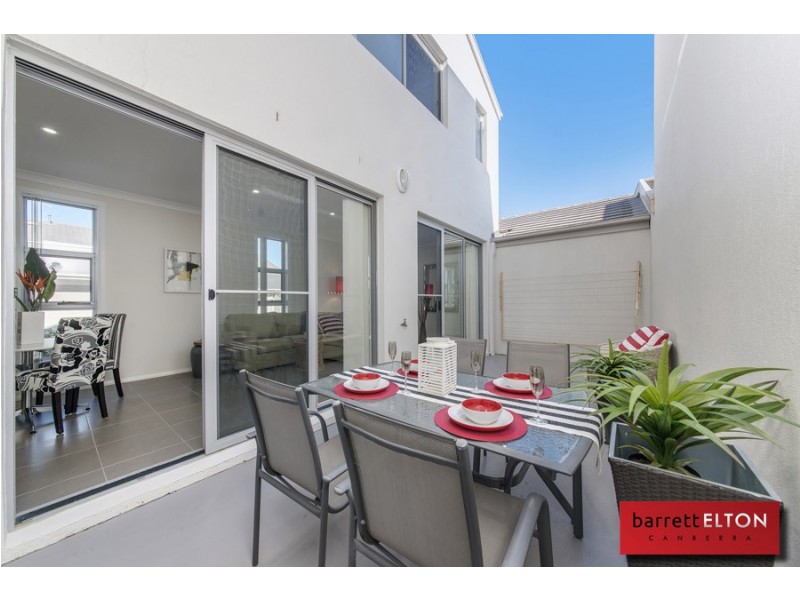 27 Tom Nicholas Crescent, Forde ACT 2914
