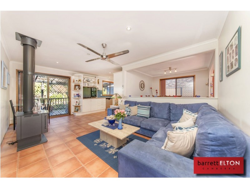 8 Schuler Place, Mckellar ACT 2617