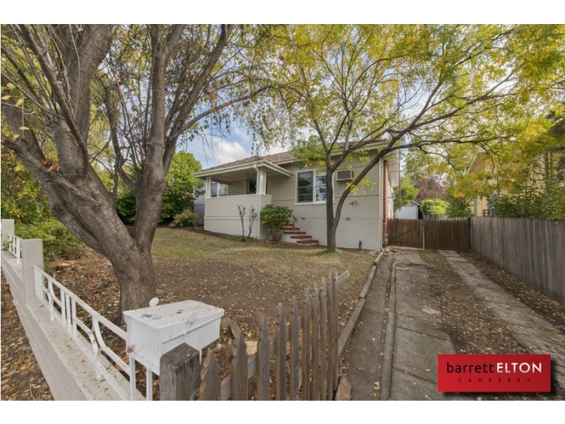 47 The Crescent, Queanbeyan NSW 2620