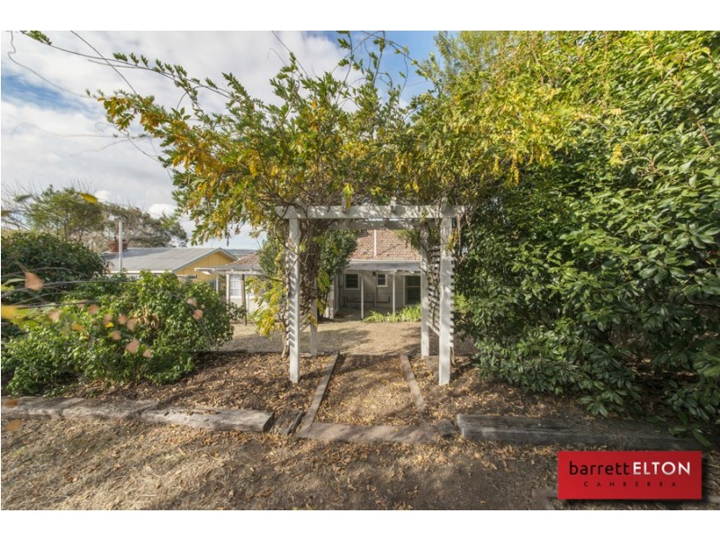 47 The Crescent, Queanbeyan NSW 2620