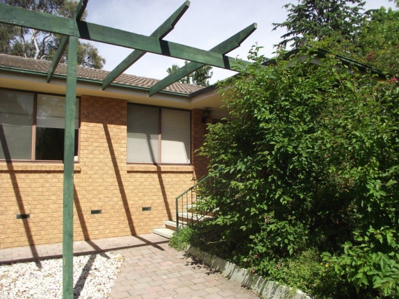 51 Barnard Cir, Florey ACT 2615