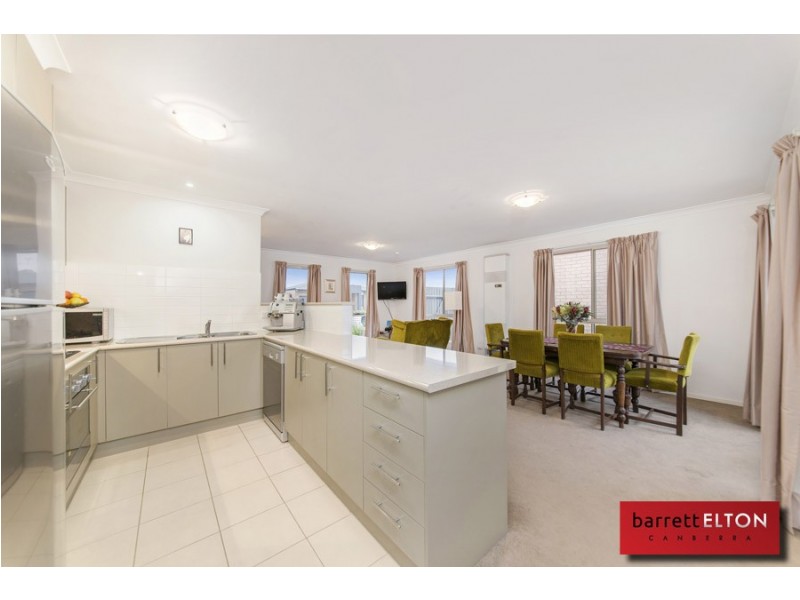 14 Ida Birchall Crescent, Macgregor ACT 2615