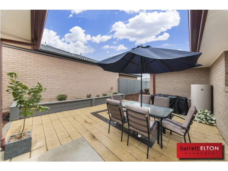 14 Ida Birchall Crescent, Macgregor ACT 2615