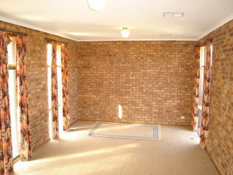 11 Kootingal Street, Giralang ACT 2617