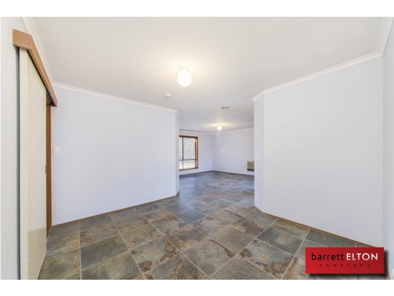 11/18 Schonell Circuit, Oxley ACT 2903