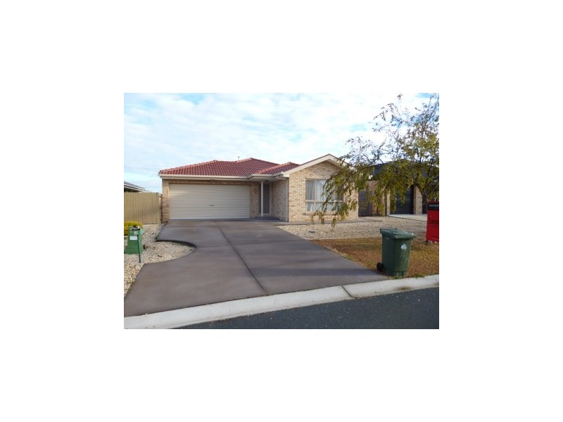 19 Mary Hall Circuit, Dunlop ACT 2615