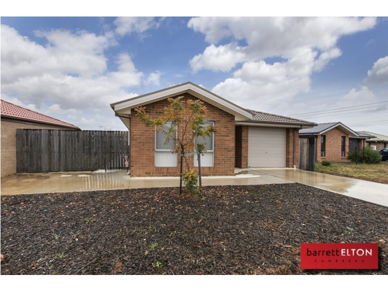 7 Pinner Place, Macgregor ACT 2615