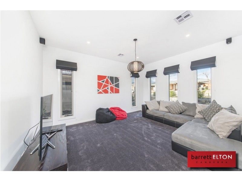 6 Benalla Street, Crace ACT 2911